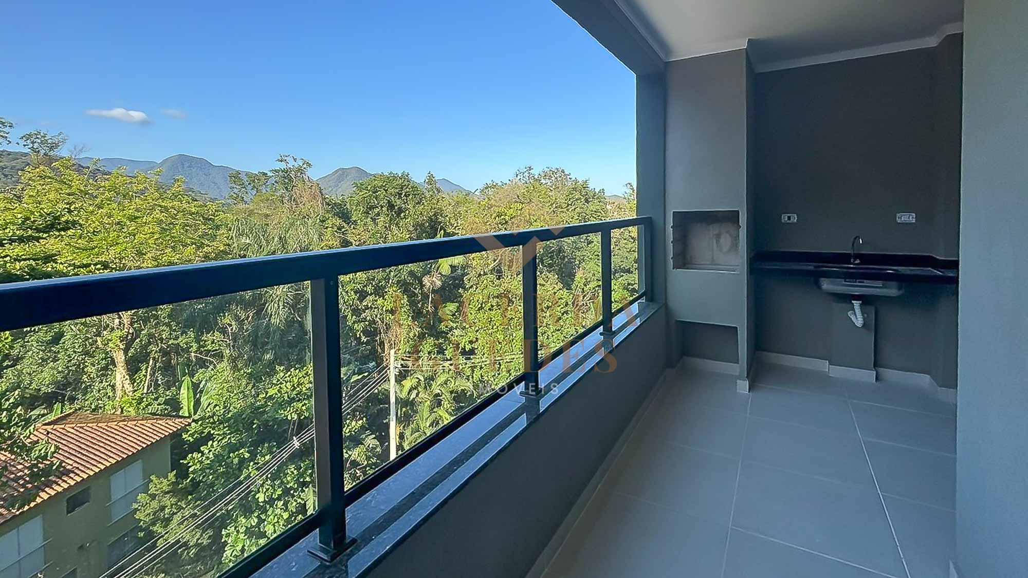 Apartamento no centro de Ubatuba com varanda gourmet
