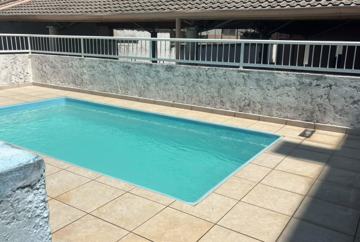 Piscina do condomínio