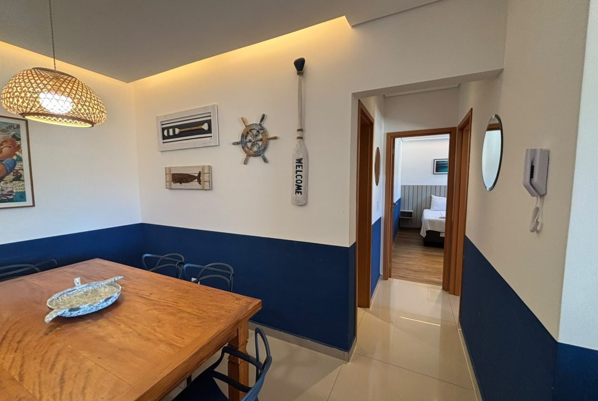 Sala de jantar do apartamento com 2 suítes no Itaguá