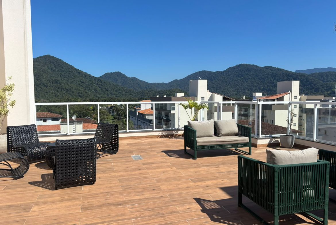 Área de convivência no rooftop do condomínio