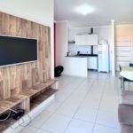 Sala de estar do apartamento de 65 m² no Itaguá