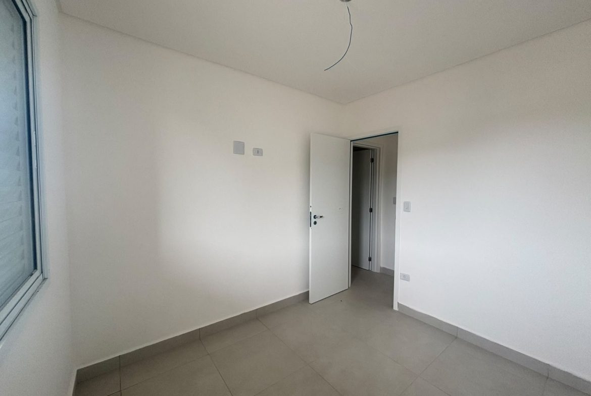 Dormitório do apartamento de 2 quartos no Itaguá