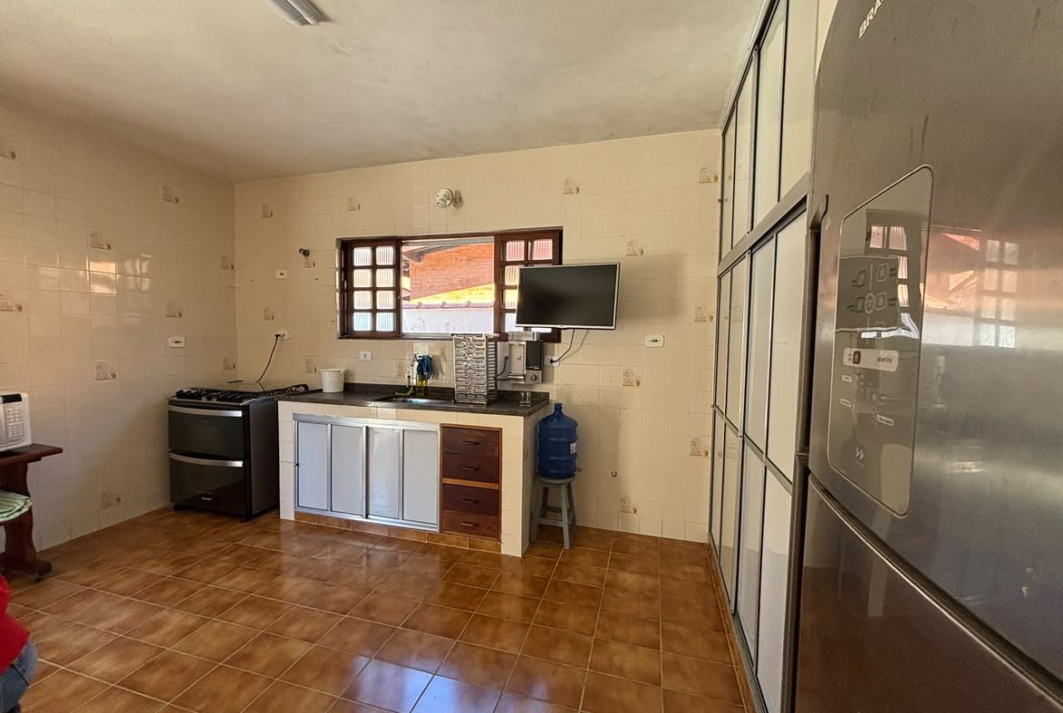 Cozinha da casa no Centro de Ubatuba