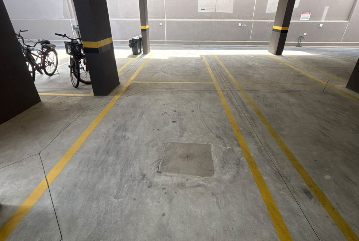 Vagas cobertas de garagem do imóvel