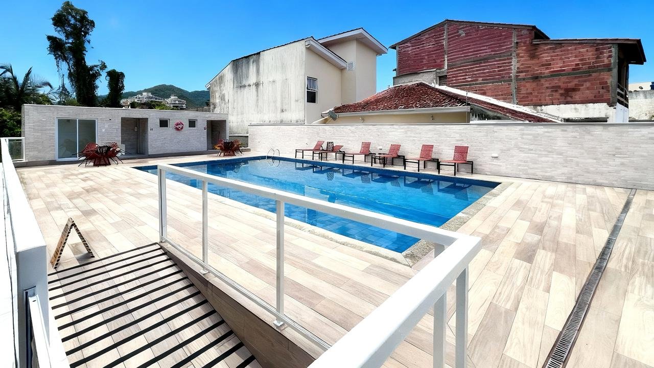 apartamento a venda itagua área de lazer com piscina