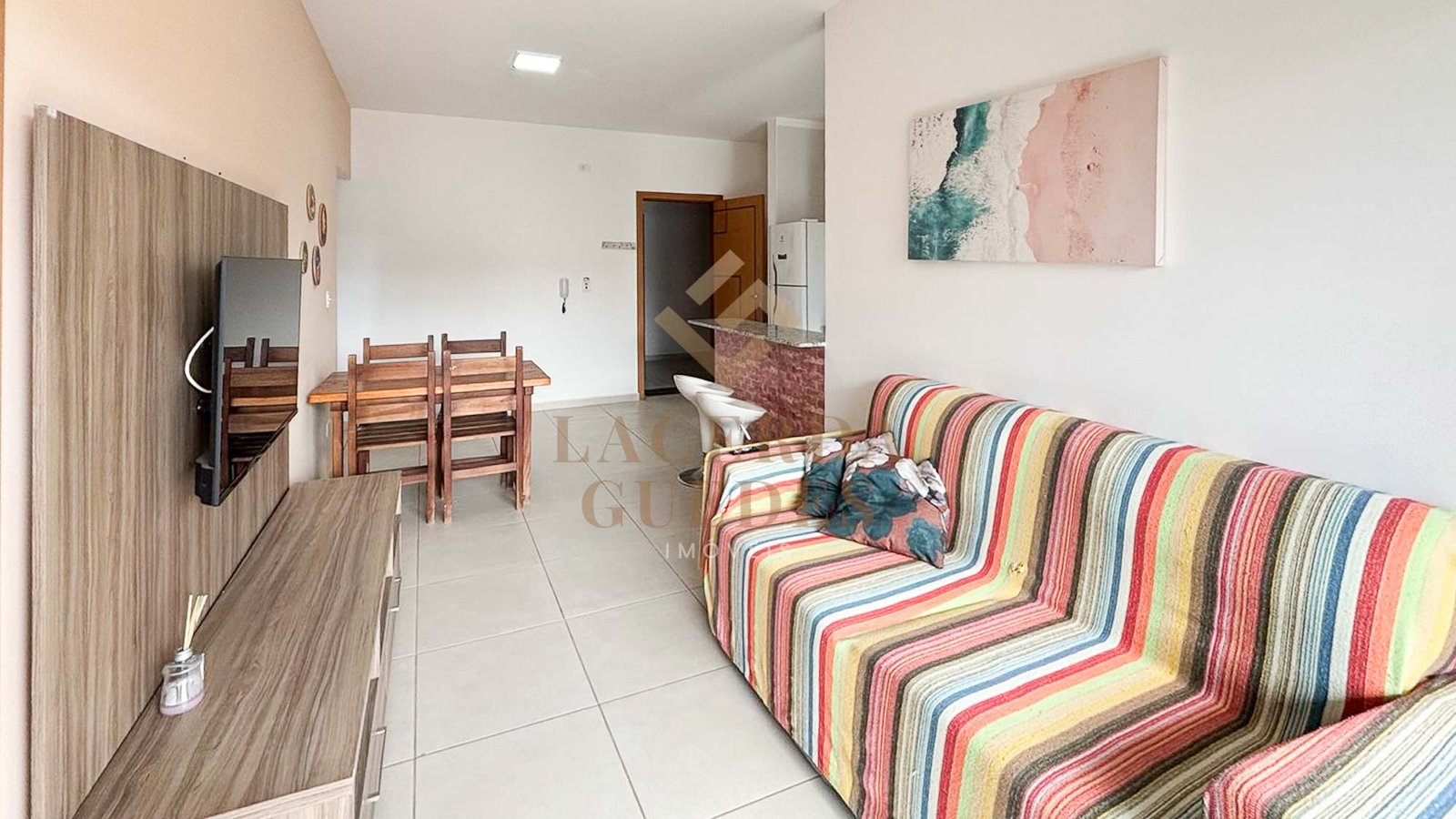 apartamento-itagua-75m2-varanda-gourmet-11 Sala de estar mobiliada com sofá