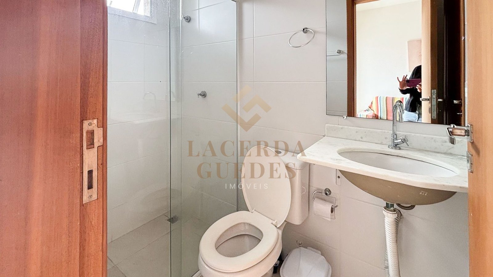 apartamento-itagua-75m2-varanda-gourmet-16 Banheiro do apartamento no Itaguá