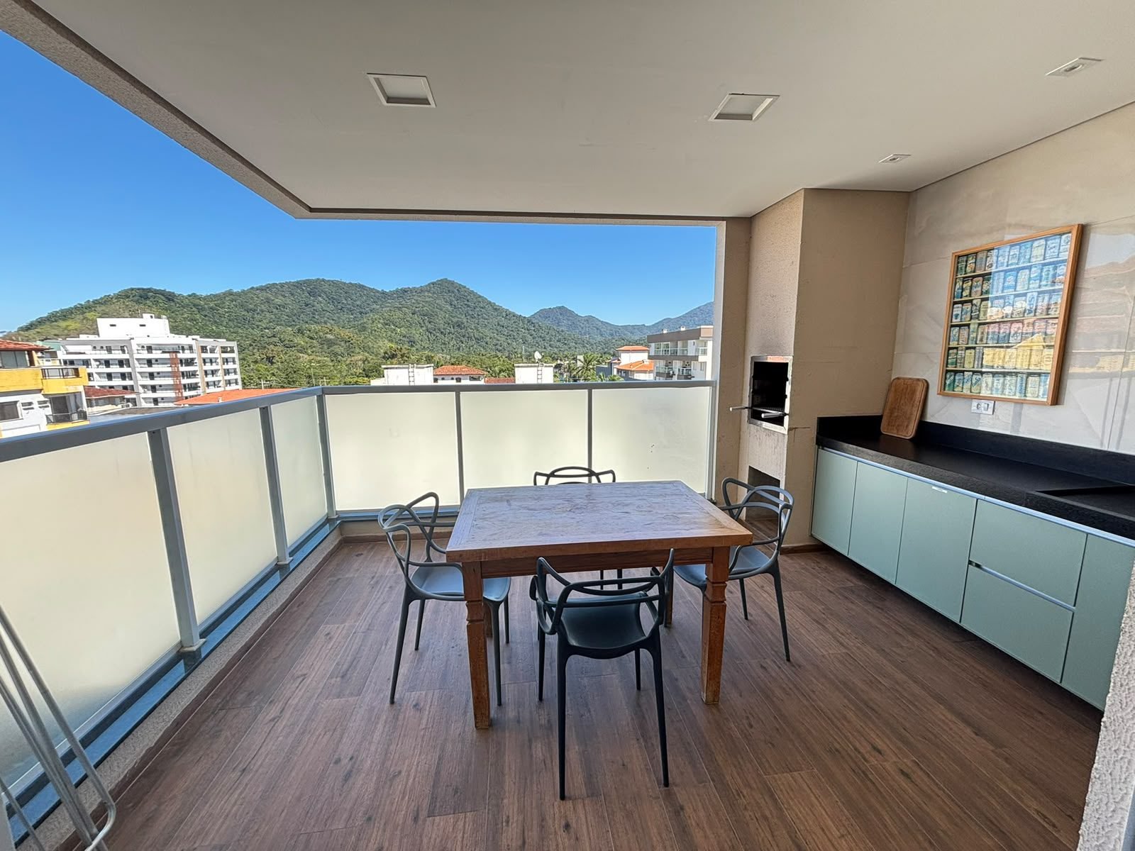 apartamento-2-suites-itagua-80m2 (26) Varanda gourmet com vista livre no Itaguá
