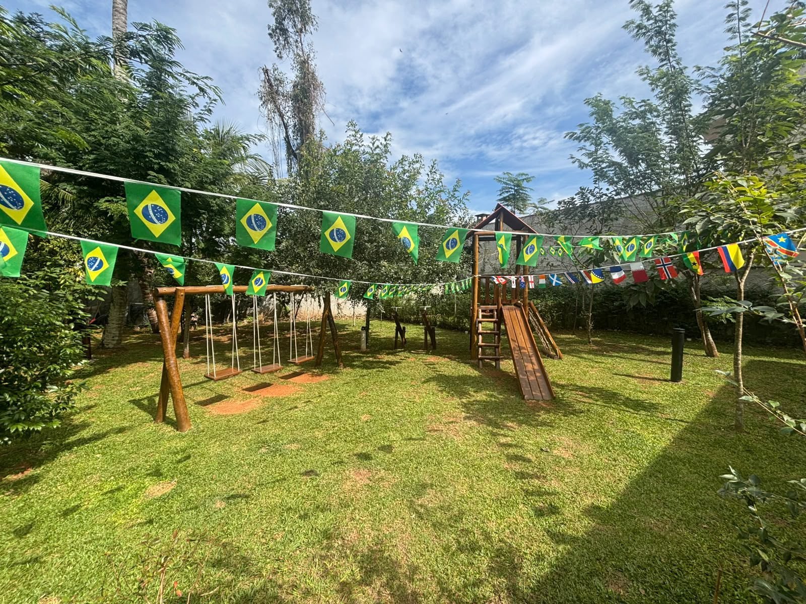 apartamento-4-andar-itagua-70m2 (37) Área kids ao ar livre do condomínio