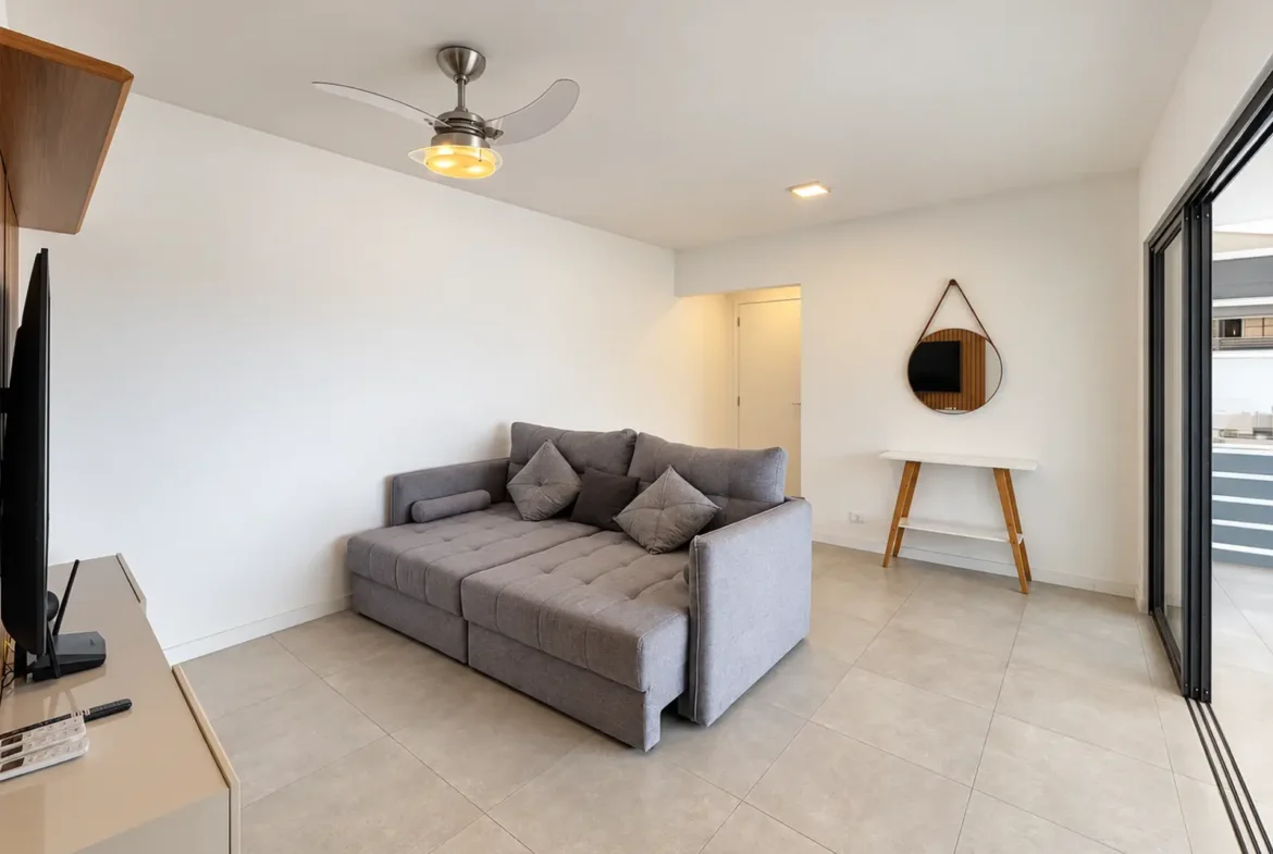 Sala ampla do apartamento de 112 m² no Duo Itaguá