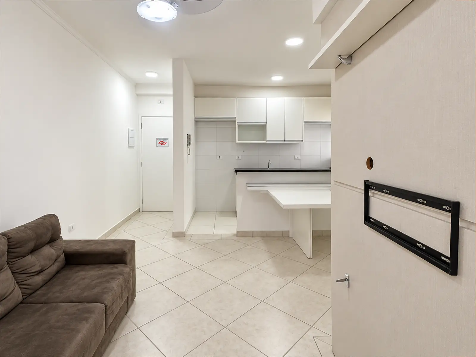apartamento-itagua-51m2-lg106-sala Sala do apartamento de 51 m² no Itaguá